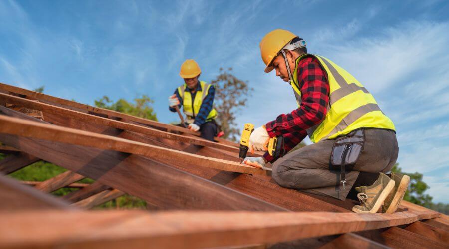 Professional Flat Roofing Installation services in Mount Pulaski, IL